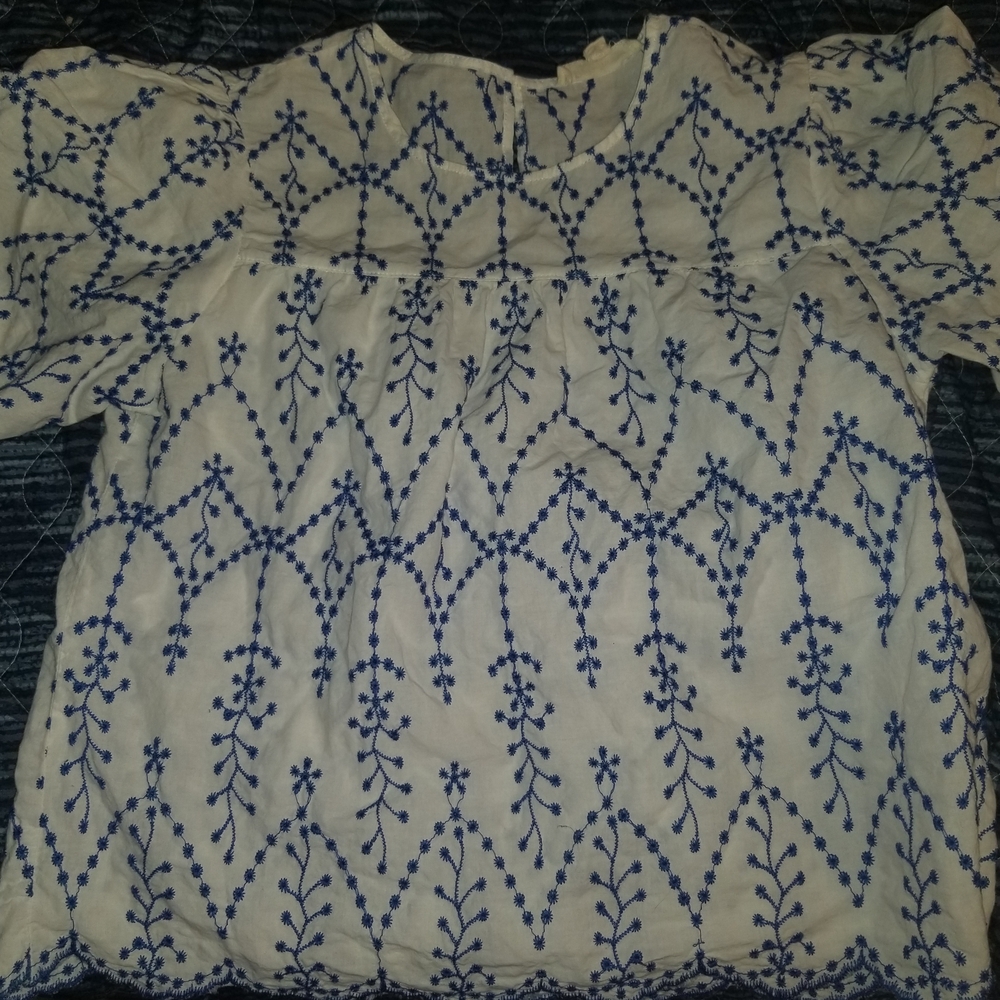 Floral Embroidered Women's Blouse